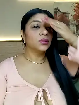 Snapshot of Lashmy111 chatting on 11-16-25, 06:41 Lashmy111 online show from 11-16-25, 06:41