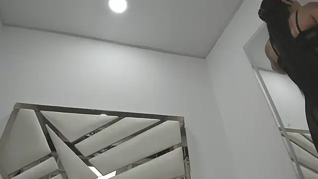 Naughty  Mom online show from 03-07-25, 09:18