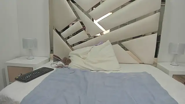 Naughty  Mom online show from 03-07-25, 12:23