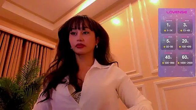 YOURCRISTINAS online show from 01-18-26, 04:00