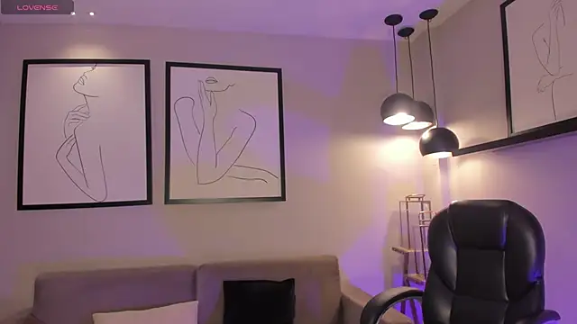 EveBensonX online show from 02-21-26, 12:39