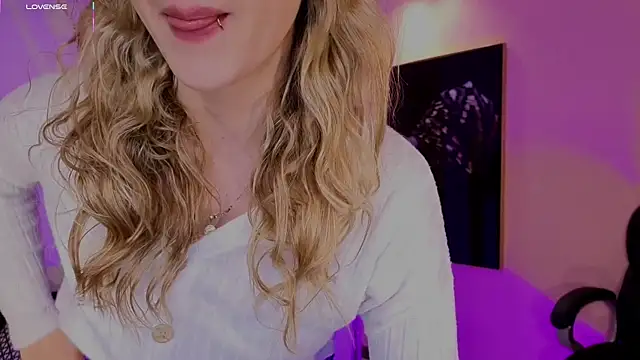 EveBensonX online show from 02-24-26, 11:52