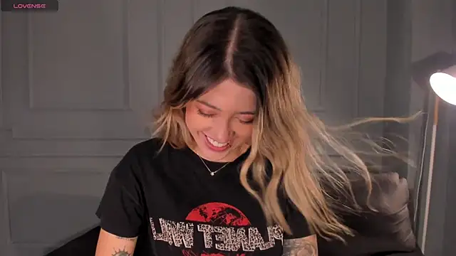 EveBensonX online show from 04-13-26, 08:03