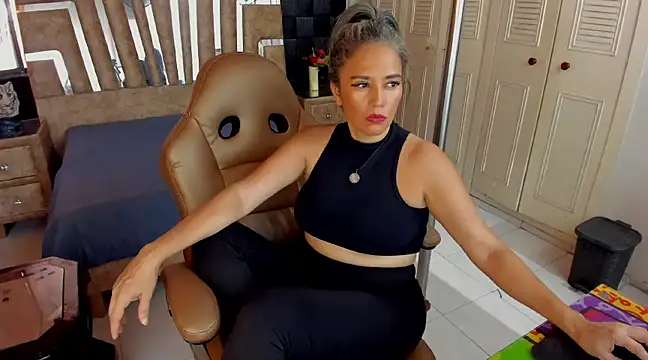 cute sassy online show from 01-22-25, 07:45