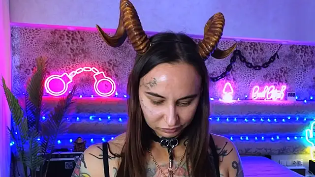 Cool Freak  online show from 10-03-25, 10:12