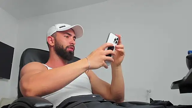 MichaelMasterss online show from 12-30-24, 08:47