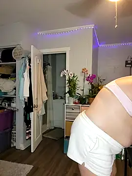 Snapshot of SexyNikki6969 chatting on 12-23-24, 12:46 SexyNikki6969 online show from 12-23-24, 12:46