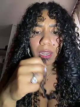 Snapshot of serena_willow chatting on 03-20-25, 03:47 serena willow online show from 03-20-25, 03:47