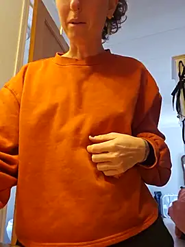 mossy kiss online show from 03-17-25, 05:49