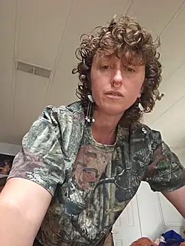 mossy kiss online show from 11-10-25, 05:12