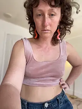 Snapshot of mossy_kiss chatting on 03-29-26, 02:39 mossy kiss online show from 03-29-26, 02:39