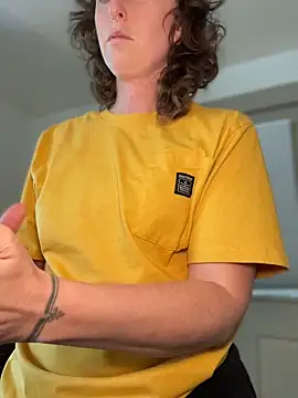 Snapshot of mossy_kiss chatting on 04-09-26, 06:46 mossy kiss online show from 04-09-26, 06:46