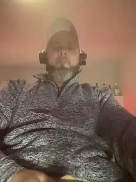 Snapshot of Cristian-Brayan chatting on 01-28-25, 01:16 Cristian-Brayan online show from 01-28-25, 01:16