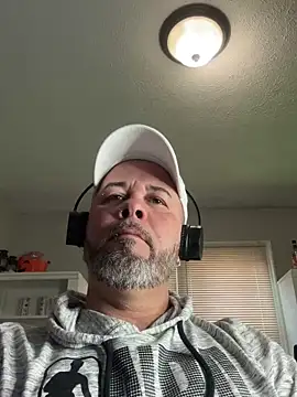 Snapshot of Cristian-Brayan chatting on 03-21-25, 12:17 Cristian-Brayan online show from 03-21-25, 12:17