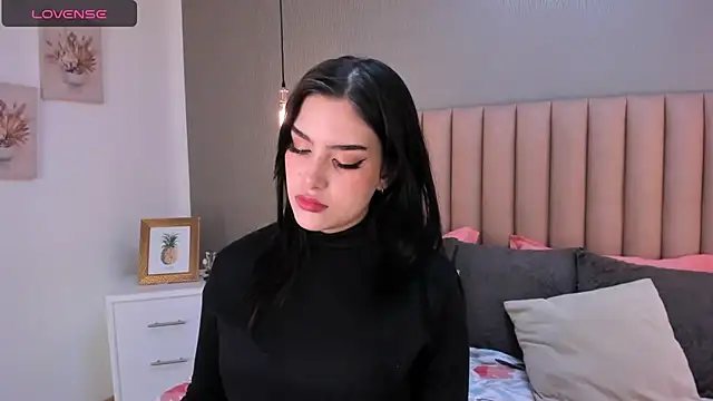 Alexa Thaylor  online show from 01-23-25, 02:07