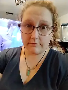 Snapshot of MissMagicMushroom chatting on 02-23-25, 07:55 MissMagicMushroom online show from 02-23-25, 07:55