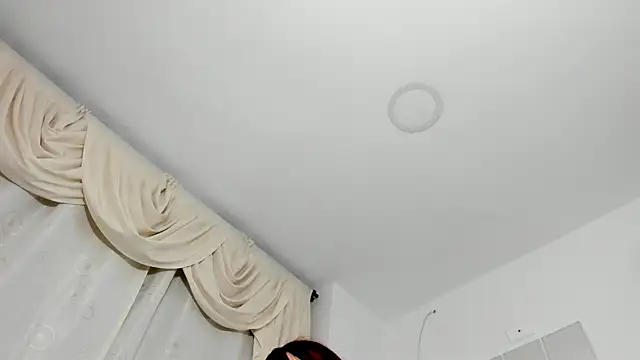 sarita loven online show from 11-26-25, 04:46