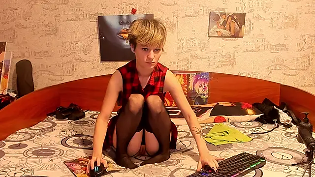 KagamiTayga online show from 10-10-25, 02:21