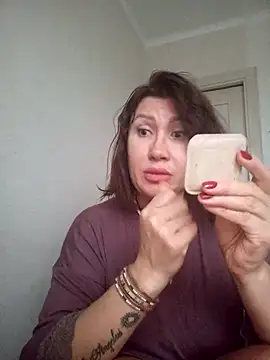 Snapshot of ROXOLANAA_SEXY chatting on 11-10-25, 12:59 ROXOLANAA SEXY online show from 11-10-25, 12:59