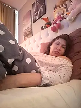 Snapshot of ROXOLANAA_SEXY chatting on 12-03-25, 08:23 ROXOLANAA SEXY online show from 12-03-25, 08:23