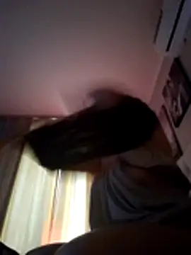 Snapshot of ROXOLANAA_SEXY chatting on 12-18-25, 10:43 ROXOLANAA SEXY online show from 12-18-25, 10:43