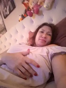 Snapshot of ROXOLANAA_SEXY chatting on 01-08-26, 12:07 ROXOLANAA SEXY online show from 01-08-26, 12:07