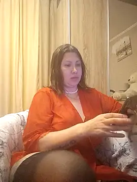 Snapshot of ROXOLANAA_SEXY chatting on 02-17-26, 08:15 ROXOLANAA SEXY online show from 02-17-26, 08:15