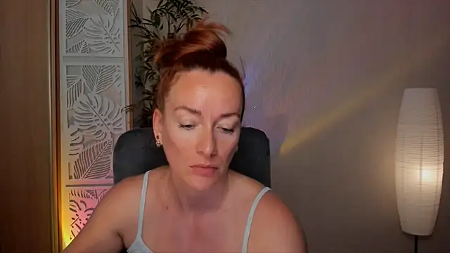 RebeccaMartinez online show from 05-27-26, 08:33