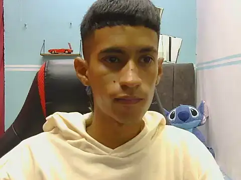 Snapshot of Angelstripboy chatting on 06-14-26, 10:12 Angelstripboy online show from 06-14-26, 10:12