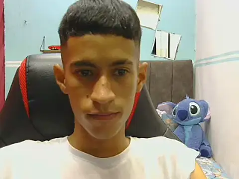 Snapshot of Angelstripboy chatting on 06-17-26, 08:21 Angelstripboy online show from 06-17-26, 08:21