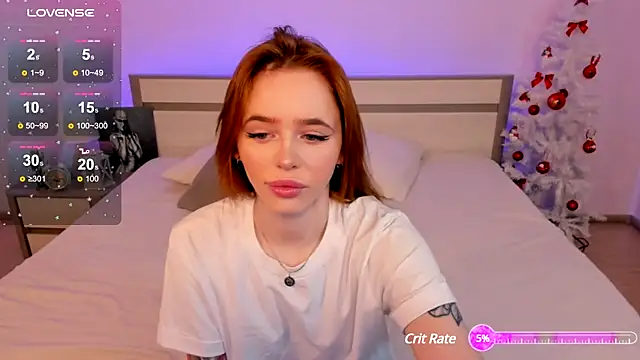 Snapshot of Phoenix_Margo chatting on 12-22-24, 02:17 Phoenix Margo online show from 12-22-24, 02:17