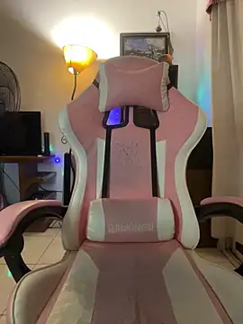 LittleBabyCat22 online show from 12-18-25, 03:56