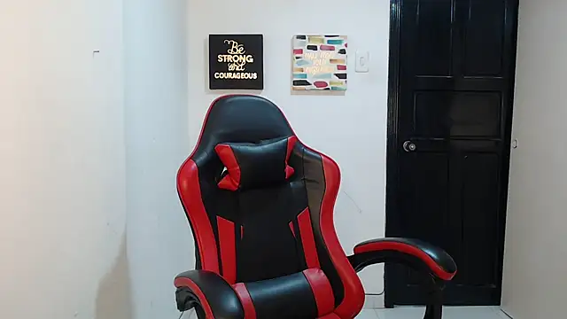 Liamiler01  online show from 09-22-25, 12:40