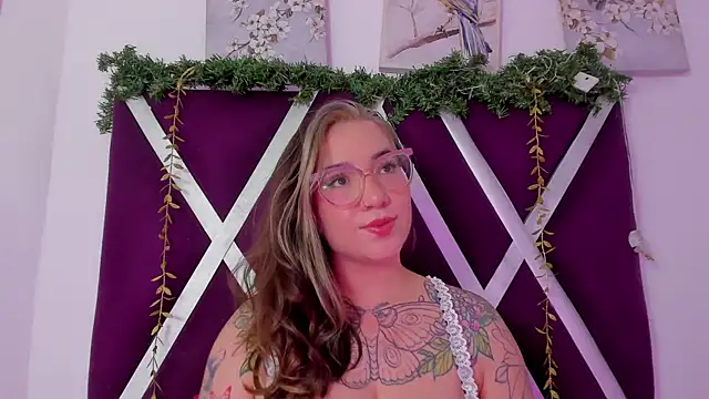 DEVA BLUE  online show from 11-25-25, 04:56