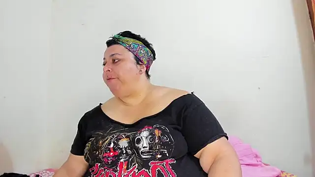 Snapshot of MANDY_GIRL_BBW chatting on 01-17-25, 02:28 MANDY GIRL BBW online show from 01-17-25, 02:28