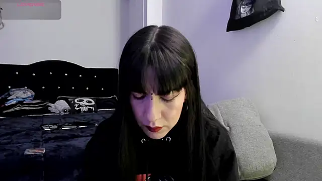 Amy Aloqua online show from 05-17-26, 04:03