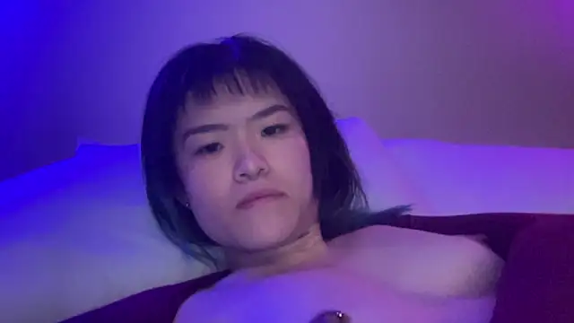 forbiddenfruitcake online show from 02-25-25, 08:47