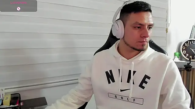 Snapshot of Rick_Diesel_ chatting on 03-02-26, 07:15 Rick Diesel online show from 03-02-26, 07:15