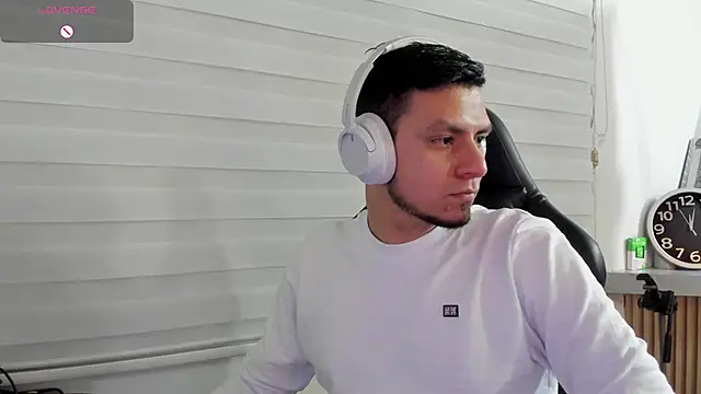 Snapshot of Rick_Diesel_ chatting on 03-18-26, 04:59 Rick Diesel online show from 03-18-26, 04:59