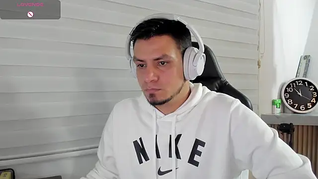 Snapshot of Rick_Diesel_ chatting on 03-21-26, 04:50 Rick Diesel online show from 03-21-26, 04:50