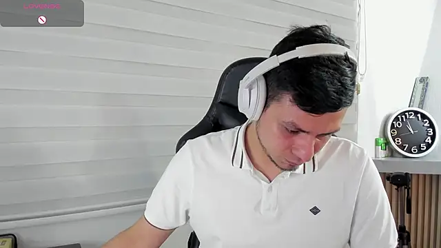 Snapshot of Rick_Diesel_ chatting on 03-24-26, 03:55 Rick Diesel online show from 03-24-26, 03:55