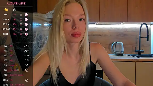 Snapshot of Olivia_Bells chatting on 05-23-26, 09:19 Olivia Bells online show from 05-23-26, 09:19