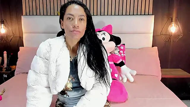 Snapshot of NiicolleMiller chatting on 02-22-25, 11:13 NiicolleMiller online show from 02-22-25, 11:13