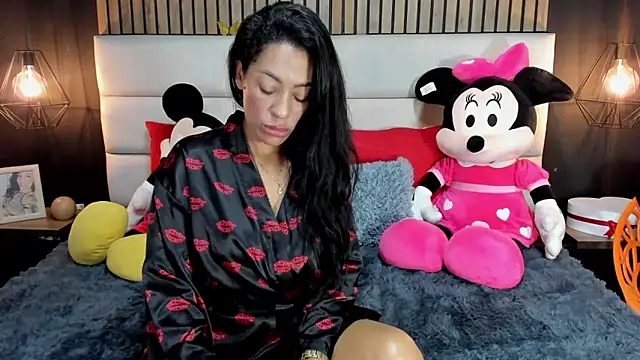 Snapshot of NiicolleMiller chatting on 02-27-25, 07:26 NiicolleMiller online show from 02-27-25, 07:26