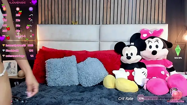 Snapshot of NiicolleMiller chatting on 03-20-25, 09:04 NiicolleMiller online show from 03-20-25, 09:04