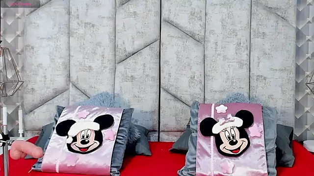 Snapshot of NiicolleMiller chatting on 11-23-25, 10:37 NiicolleMiller online show from 11-23-25, 10:37