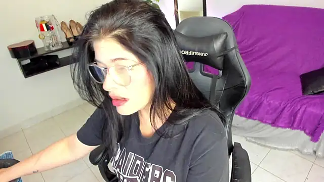 BellaFlaming online show from 02-21-26, 12:17