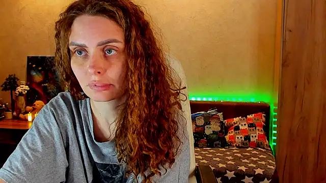 Snapshot of mia_grantes chatting on 12-13-24, 06:05 mia grantes online show from 12-13-24, 06:05