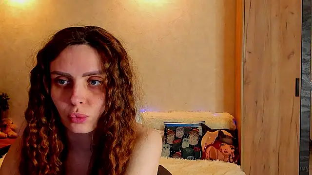 Snapshot of mia_grantes chatting on 02-15-25, 11:47 mia grantes online show from 02-15-25, 11:47
