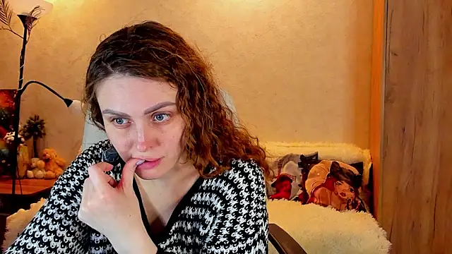 Snapshot of mia_grantes chatting on 03-06-25, 08:37 mia grantes online show from 03-06-25, 08:37